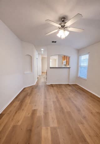 10354 Oakwood Crest — photo 2