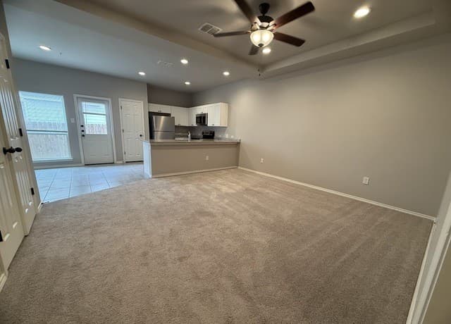 4138 Swans Landing Unit 302 — photo 4