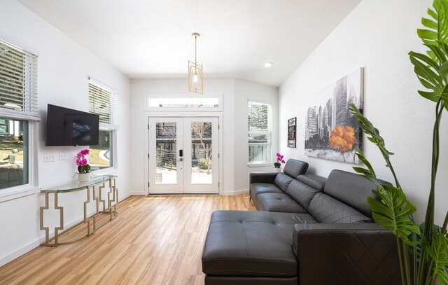 9263 Cinchona Trl — photo 4