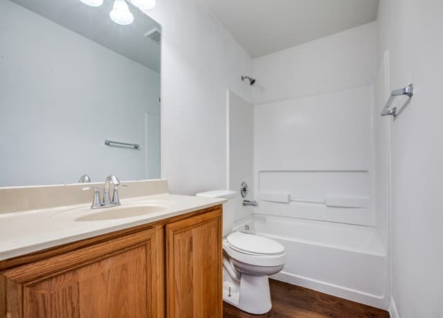 6102 Still — photo 5