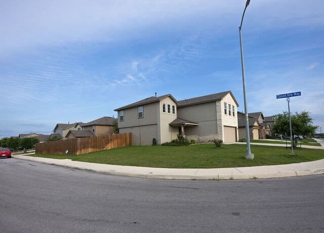 22146 Pivot — photo 5