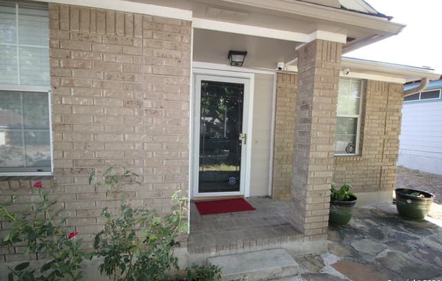 15247 Kamary Ln — photo 3