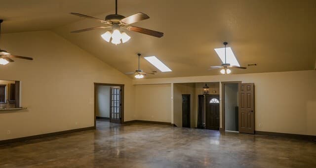 923 Midnight Drive — photo 4