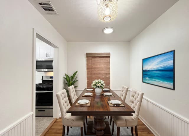 2319 Burnet St — photo 3