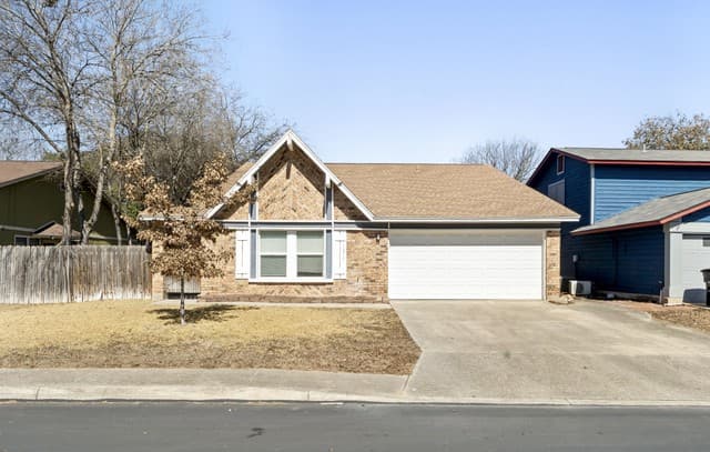 10315 Country Green — photo 1