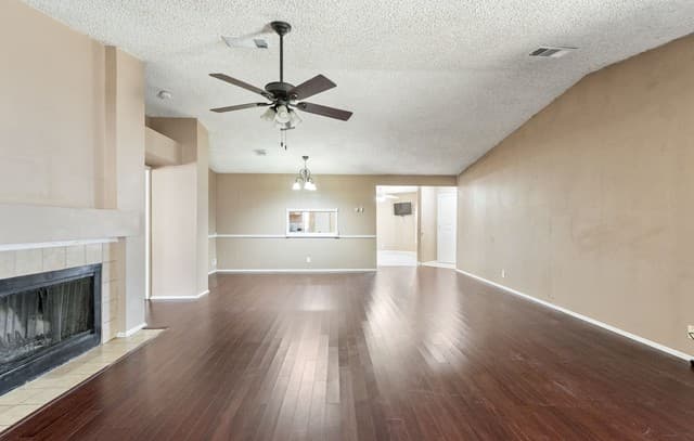 10315 Country Green — photo 5