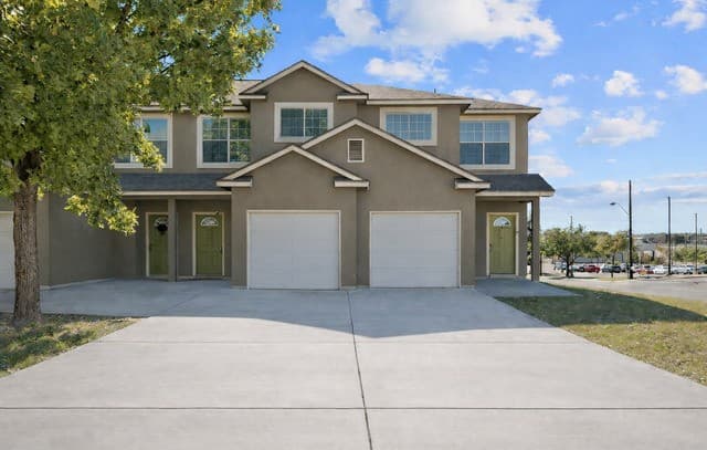 6402 Summit Oak Unit 1 — photo 2