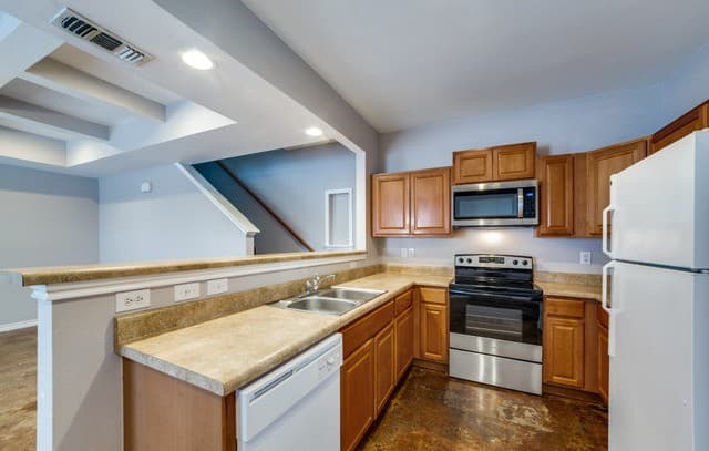 6402 Summit Oak Unit 1 — photo 4