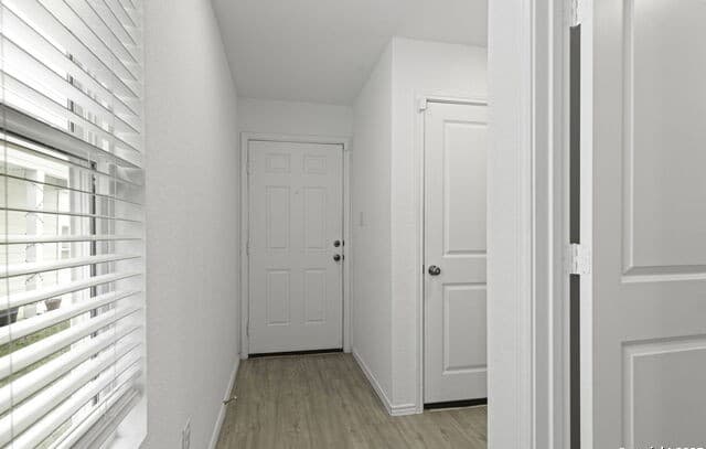 10824 Presa Way — photo 3