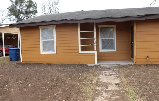 838 Utopia Ln — photo 3