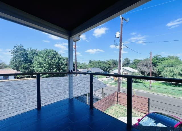 335 S SAN EDUARDO Ave — photo 3