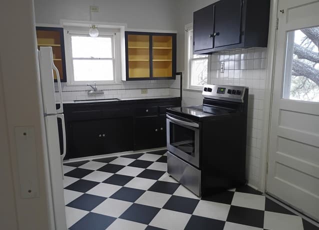 109 Norwood Unit 3 — photo 5