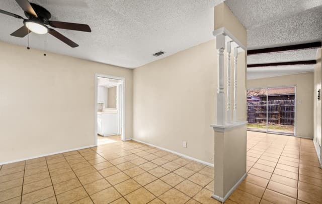 611 Jamie Sue — photo 4