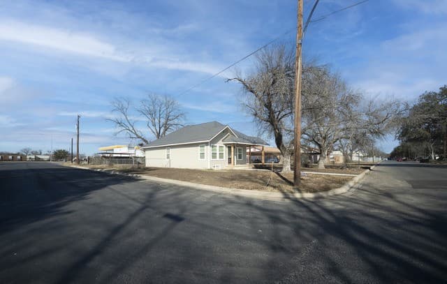 710 20th Street — photo 3