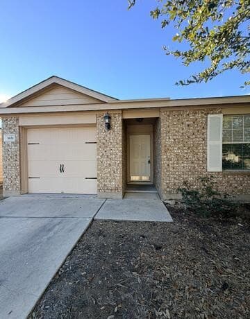 5651 Forest — photo 2