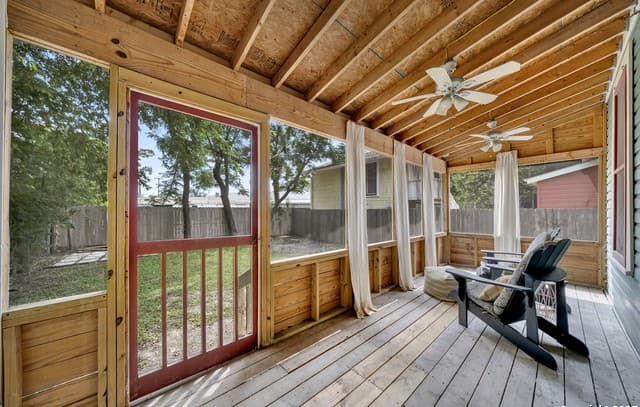 210 Sadie — photo 3