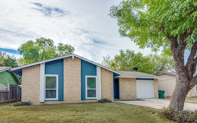 5230 Village — photo 4