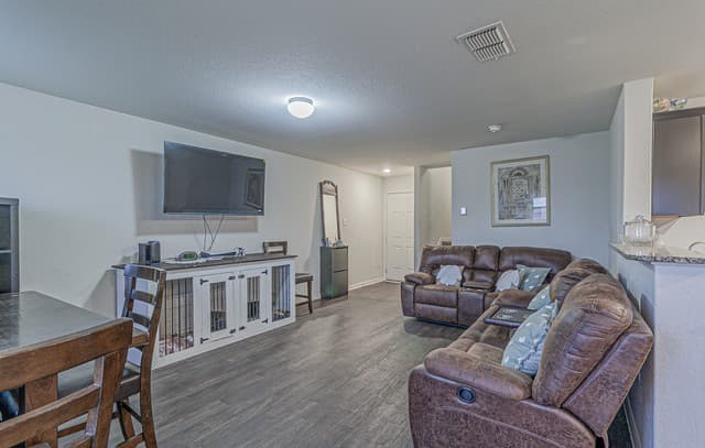 2831 Lavender — photo 5