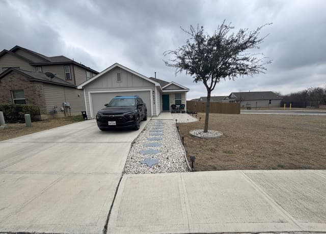 9838 Marbach — photo 1