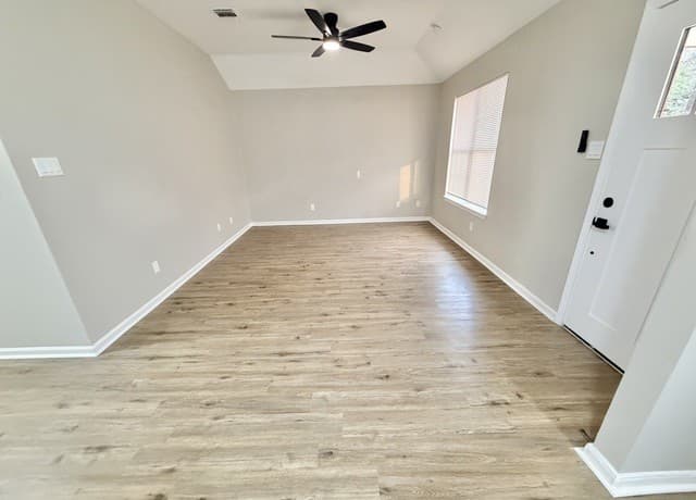 2307 McKinley — photo 3