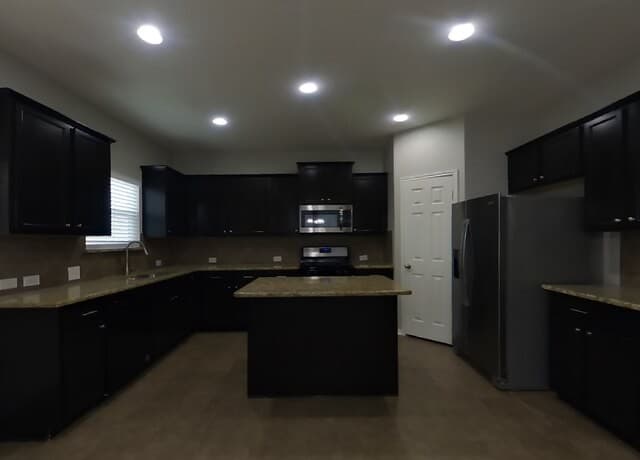 131 Reeves — photo 5