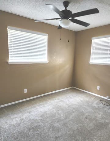 308 Nell Deane — photo 2