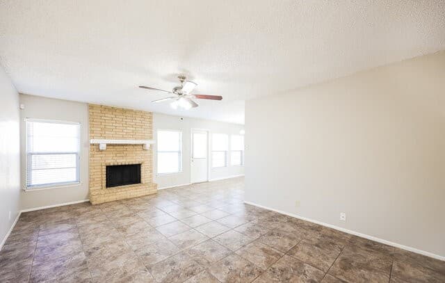 7601 Tarrasa Dr — photo 4