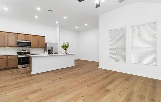 15530 Suess Hill Unit 1 — photo 5