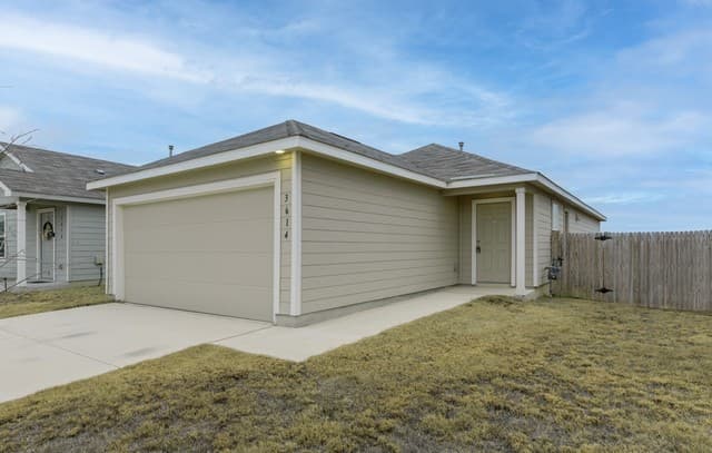 3614 Millbrook — photo 1