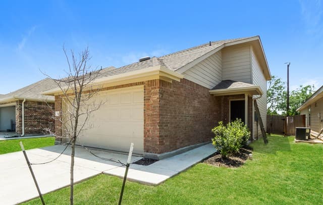 10447 Clearwater Way