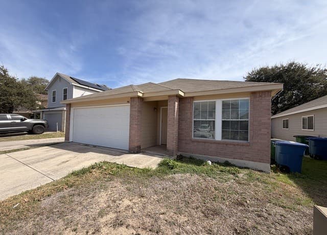 13138 Aurora — photo 2