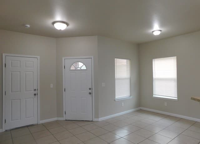 6850 Walnut Valley — photo 2