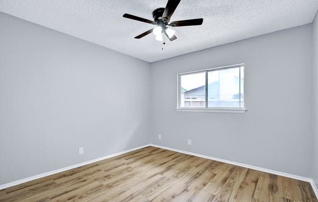 8710 Greenthread Dr — photo 5