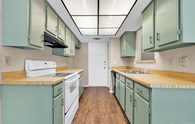 6427 Ridge Place — photo 4