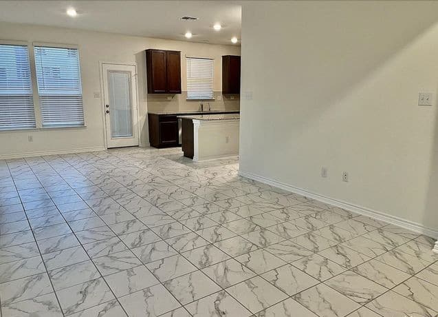 4955 Usaa Unit 79 — photo 3