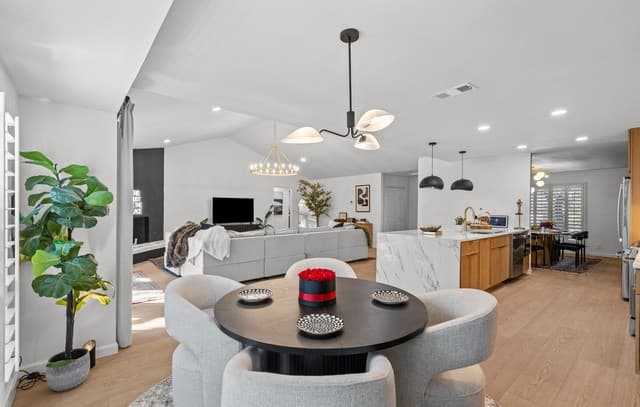 15114 Oakmere — photo 2