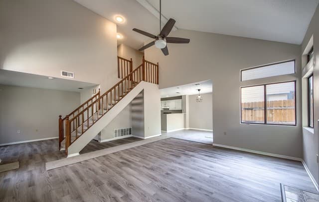 16615 Spruce Tree Ln — photo 5