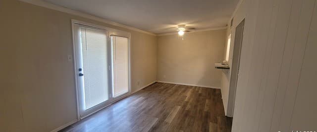 111 Colton Dr — photo 3