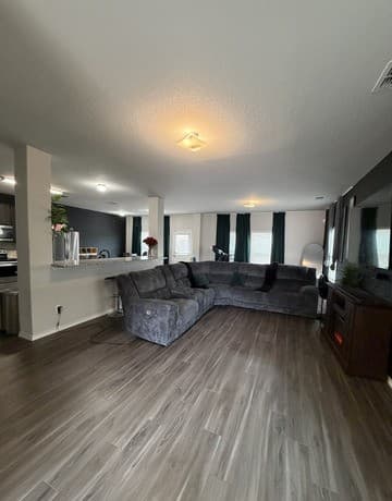 10814 Randolph — photo 2