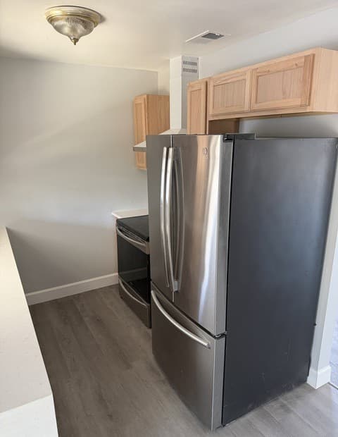 5846 Castle — photo 5