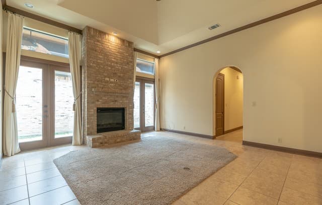 6 Rugby Ln — photo 3