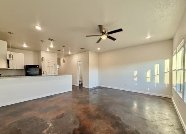 6938 Crestway Rd Unit 4 — photo 4