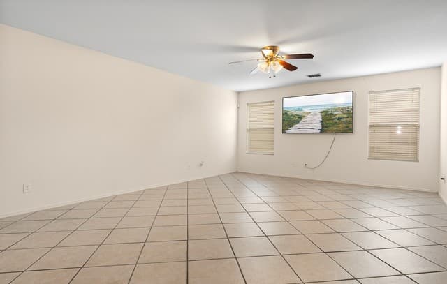 25035 Longbranch Run — photo 4