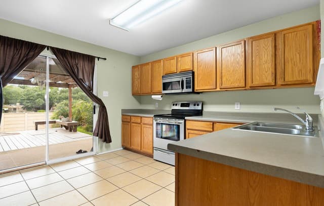 25035 Longbranch Run — photo 5