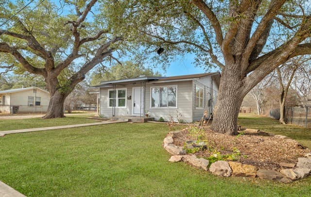 502 22nd St. — photo 2