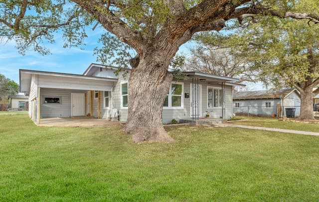 502 22nd St. — photo 3