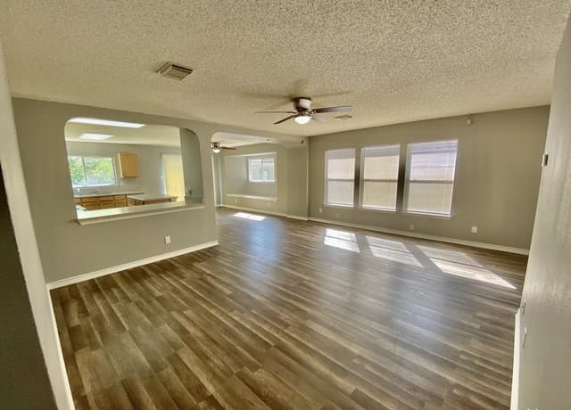 8127 Ocean Meadow Dr — photo 3