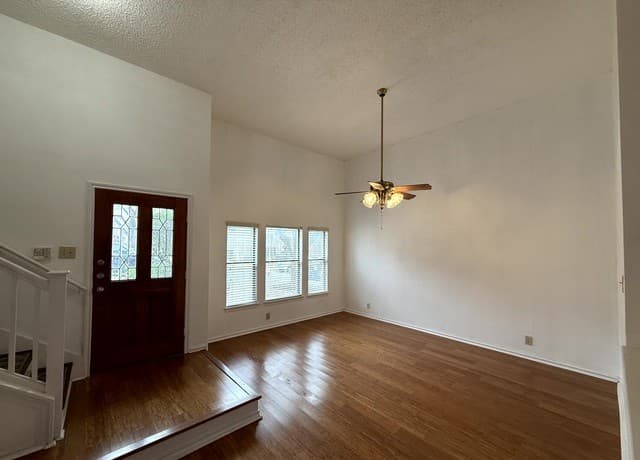 7734 Oakhill Park — photo 4