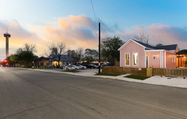 325 Montana — photo 5