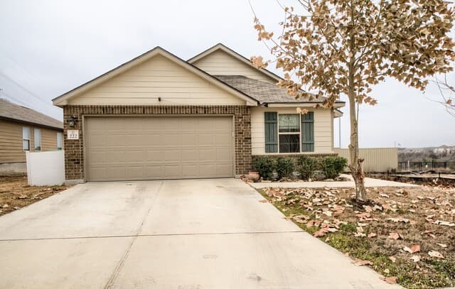 222 High Fence — photo 2